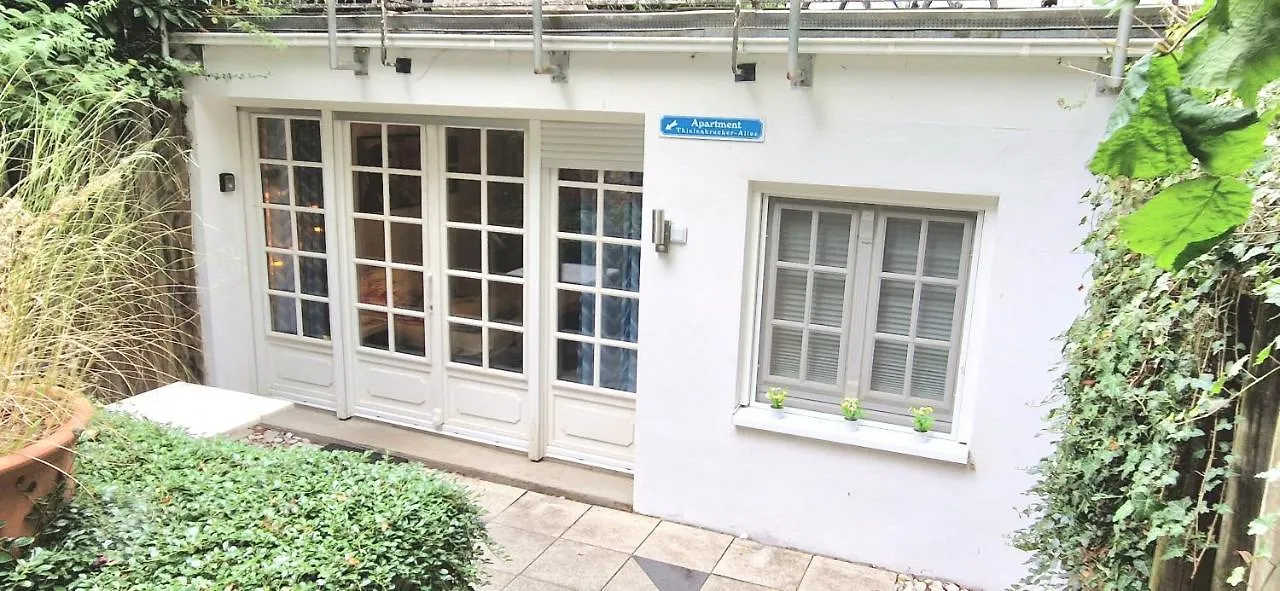 Apartment In Dellbrueck Frisch Renoviert, 300 Meter Bis Zur Strassenbahn, Ruhige Lage location